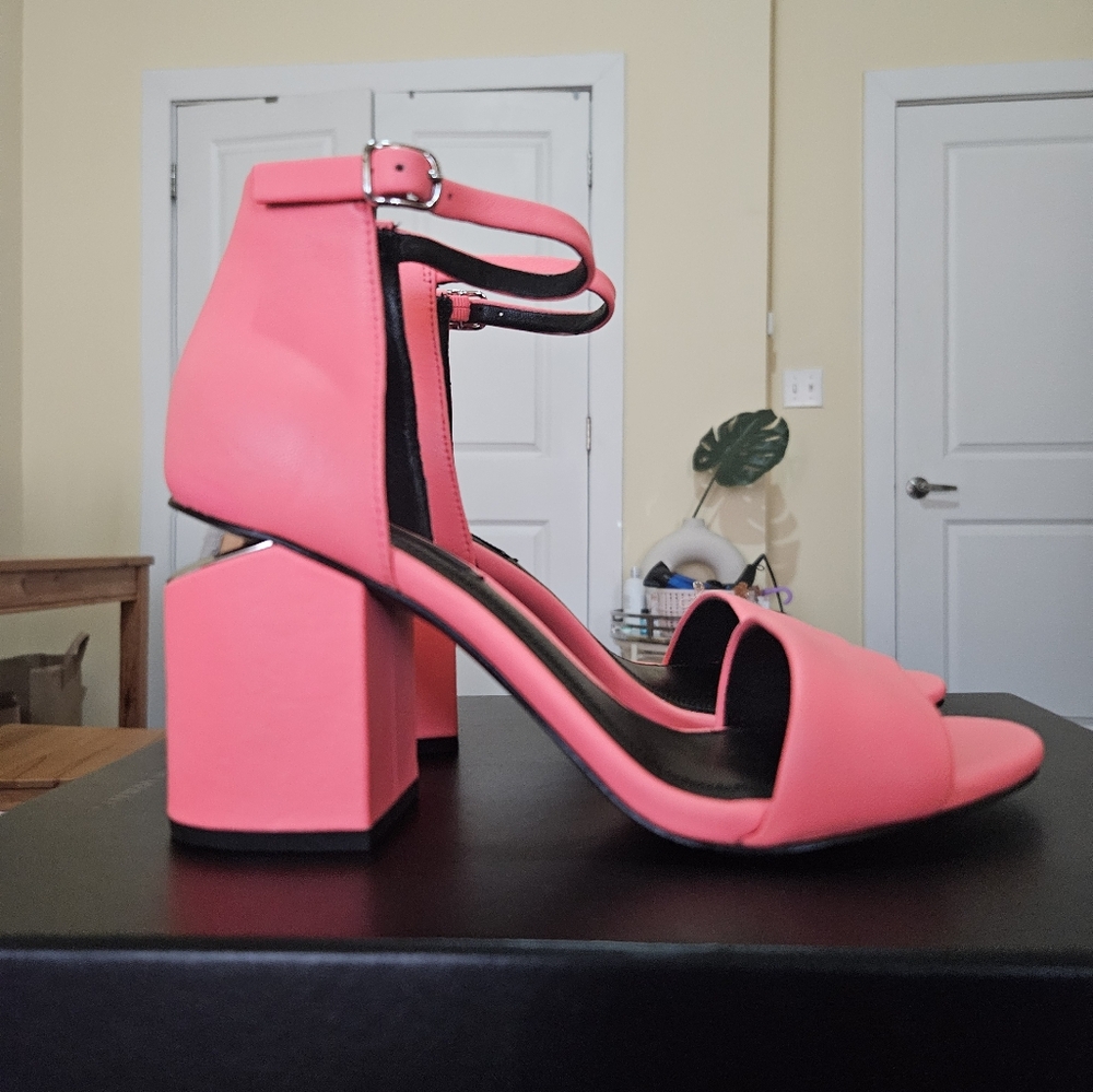 NWOT Alexander Wang Abby Heels